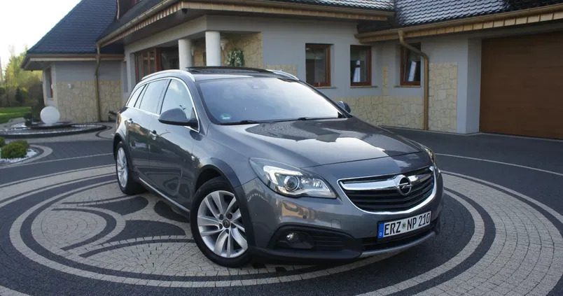 samochody osobowe Opel Insignia cena 43990 przebieg: 224000, rok produkcji 2016 z Chrzanów